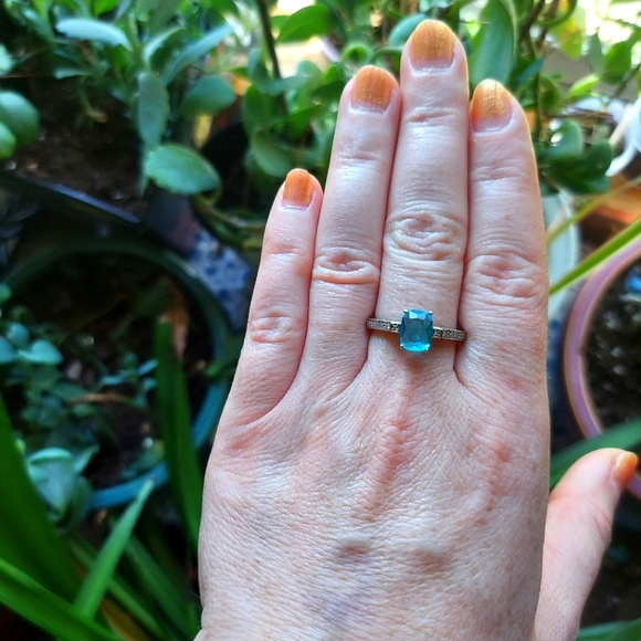 Jewelry - Sky Blue Topaz Ring Size 10